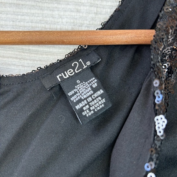 Glitter Sequins Fancy Party Mini Dress - Picture 9 of 11